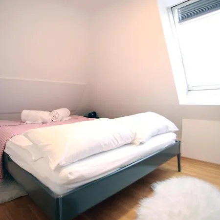 Bit Apartment *